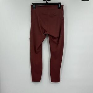Lululemon InStill High-Rise Tight 25” in Smoky Red Sz 8‎